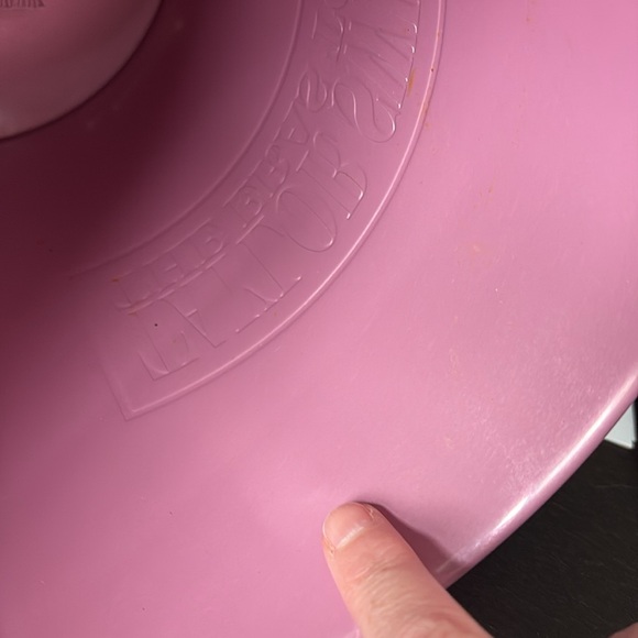 Taylor Swift AMC Pink Tin Popcorn Bucket and Cup - Picture 7 of 7